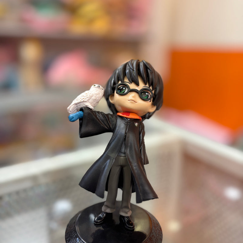Harry Potter Wizard boy with owl figure