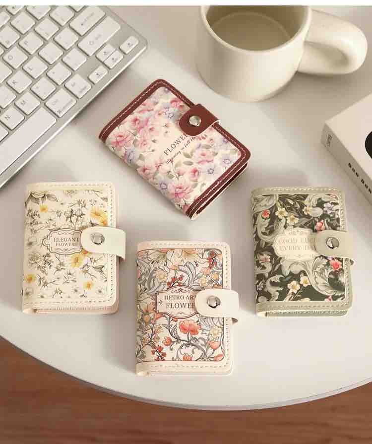 Vintage card holder